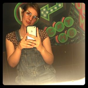 Meet your Posher, Katelyn